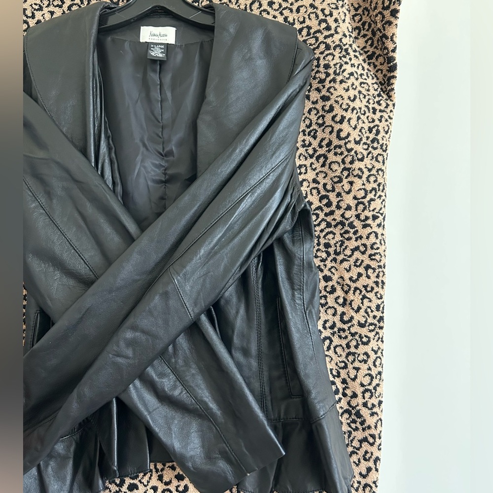 NEIMAN MARCUS 100% Soft Lamb Leather Jacket NWOT - Picture 6 of 9
